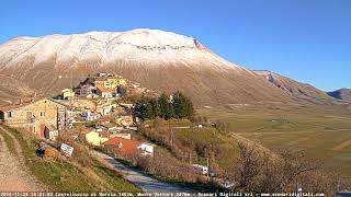 LIVE Castelluccio di Norcia Monti Sibillini [upl. by Rehpinnej265]