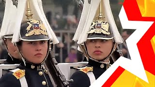 ЖЕНСКИЕ ВОЙСКА ЧИЛИ ★ WOMENS TROOPS OF CHILE ★ Военный парад в День Славы чилийской армии military [upl. by Sabelle]