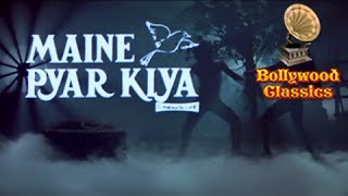 Aate Jaate Hanste Gaate Video Song  Maine Pyar Kiya  S P Balasubrahmanyam amp Lata Mangeshkar [upl. by Mharba510]