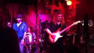 Frank Hannon Band with Randy Scoles vocals and Dan McNaybass  Gamma Voyager April 21 2012 [upl. by Haimarej]