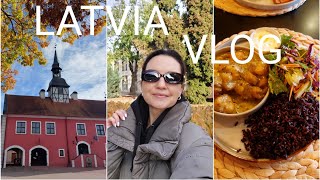 VLOG Осень в Латвии город Бауска красивый замок церковь Скайсткалне ресторан 🖤 [upl. by Ahsrav100]