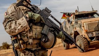 EU legt Ausbildungseinsätze in Mali wegen Putsch auf Eis [upl. by Ellerehs]