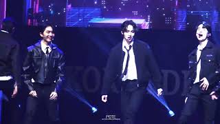 221009 KDF 콘서트 도망가자 HAPPINESS KR ver 펜타곤 신원 직캠 PENTAGON SHINWON FOCUS [upl. by Aisercal]