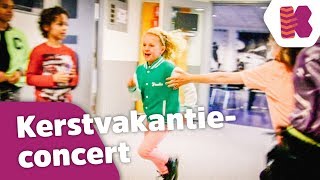 BIJNA TE LAAT OP HET PODIUM  Kerstvakantieconcert Vlog 79  Kinderen voor Kinderen [upl. by Sesiom]