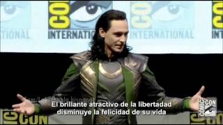 Tom HiddlestonLoki en ComicCon subtitulado [upl. by Anaz]