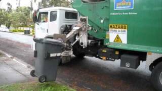 Brisbane Garbage Superior Pak Raptor Part 1 [upl. by Pacificia]