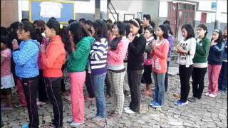 Tibetisches MorgenGebet Tibetan Morning Prayer in Snowland Ranag School Nepal [upl. by Connell175]