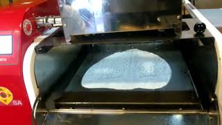 Dosamatic is making Dosa at Cafe Coffizza Bhavnagar  Customer Testimonial  Mukunda Foods [upl. by Hilaire9]