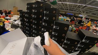 BUYING UNRELEASED JORDAN 11s AT SNEAKERCON CLEVELAND END OF SHOW STEALS ON RARE NIKES AND VINTAGE [upl. by Louanne285]