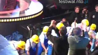 festiwalntopl  Demolka ławek na zakończenie Festiwalu Opole 2009 [upl. by Preuss]