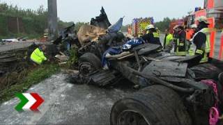 Tödlicher LKW Unfall auf der A3 [upl. by Lebatsirc]