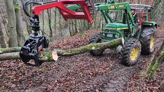 Buchenholz rücken mit John Deere 2030 und Verladezange [upl. by Akzseinga]