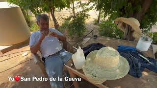 Haciendo sombreros de palma a mano Don Guadalupe  Yo Amo San Pedro de la Cueva [upl. by Acirt]