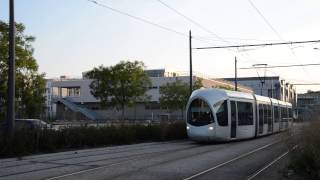 Tram T4 Retournement dun Citadis 302 à quotLa Doua Gaston Bergerquot [upl. by Amairam]