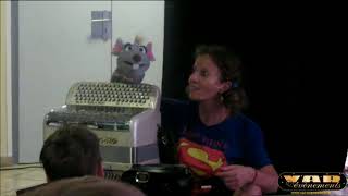 spectacle enfants de marionnettes interactif par VAR EVENEMENTS 83 [upl. by Sidoeht]