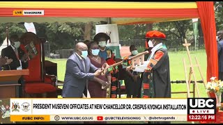 MUSEVENI OFFICIALLY INSTALLS DR CRISPUS KIYONGA AS NEW MUK CHANCELLOR [upl. by Otreblide]