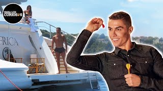 La ESCANDALOSA Propina DE Cristiano Ronaldo En Sus Vacaciones [upl. by Frame426]