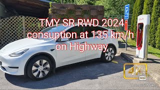 Tesla Model Y RWD 2024  Highway consumption at 135 kmh 84mph [upl. by Eillod366]