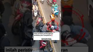 Pembatas transjakarta dibongkar pengendara sepeda motor‼️ [upl. by Eniamahs206]