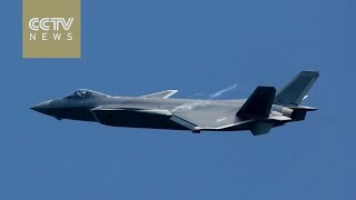 Footage Chinas fifthgeneration stealth fighter J20 makes debut at Zhuhai Airshow [upl. by Neeli]