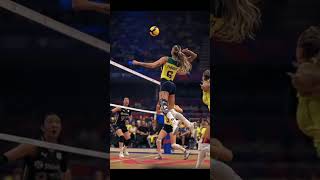 jugadora talentosa de voleibol voleibol volleyball deporte thaisamenezes viralshorts viral [upl. by Sibeal]