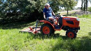 tracteur KUBOTA B 1220 avec girobroyeur [upl. by Warthman]