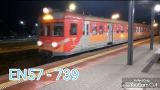 EN57739 jako regio Smętowo  Gdynia Chylonia kończy bieg 25112024 [upl. by Nhguavad]