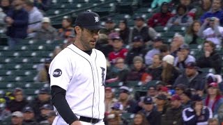 CLEDET Verlander Ks Kipnis escapes jam in the 1st [upl. by Anaj]