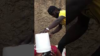 umusinzi wakasamutwe 😂😂papasava nyaxocomedy comedy [upl. by Gerald]