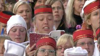 High Quality  quotTuljakquot  Estonian Song Celebration [upl. by Anelav118]