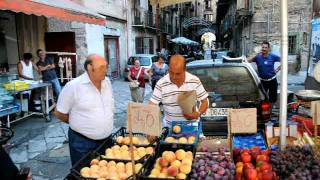 Mercato di Ballarò di Palermo [upl. by Poucher912]