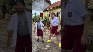 Maka nya jangan sombong 😂 bocilmain kocak gokil gaul comedy [upl. by Orecic]