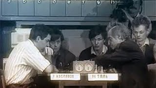 Mikhail Tals last Chess game  against Garry Kasparov  Moscow Blitz 1992 [upl. by Novej319]