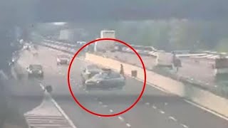 Piacenza si schianta a tutta velocità contro volante della polizia il video dell’incidente [upl. by Caraviello]