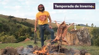 PORCO NO FOGO DE CHÃO  Receitas de Inverno [upl. by Ysnat]