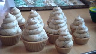 Unmolding Coconut Lime Verbena and Oatmeal Milk and Honey Cupcake Soap [upl. by Zacharias359]