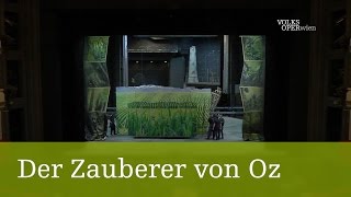 Der Zauberer von Oz – Der Bühnenbildaufbau  Volksoper Wien [upl. by Oreste]