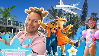 Vi åker till Cypern✈️☀️🌴 DEL 1  3prinsessor Vlogg 💕 Sunwing sandy bay Lollo amp Bernie [upl. by Keele]