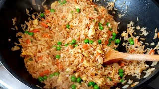 HOW TO MAKE A DELICIOUS CHINESE FRIED RICE RECIPE [upl. by Turk]