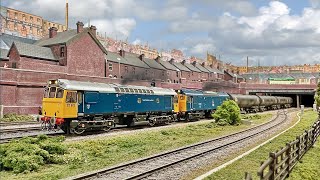 New SLW Class 259 with oil train on Reevy Road Bradford MRC [upl. by Teufert111]