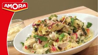 Recette de Poulet Mariné à la Thaï  Amora [upl. by Semajwerdna677]