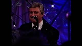 Johnny Reimar nytårs koncert klip fra 1997 på TV2 [upl. by Yannodrahc168]