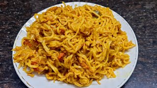 Egg Maggi Noodles at home Egg Masala Maggi  Dry Egg Maggi Noodles Recipe  Maggi Recipes  shorts [upl. by Declan]