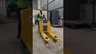 JOIST Battery Operated Hand Pallet Truck Demo by JOIST Material Handling Equipment [upl. by Missy]