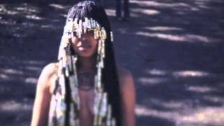 Erykah Badu  Vibrate On [upl. by Ez]