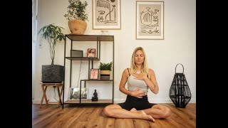 Yogatherapie bei Asthma Diese Übungen können helfen Eure Atmung zu verbessern [upl. by Feola]