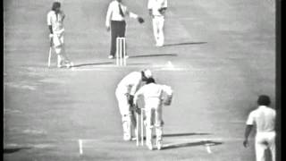 Rare classic  India vs Pakistan 1st Cricket Test Match 197879 Pak 1st innings part 2 [upl. by Atsira349]