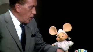 Topo Gigio on The Ed Sullivan Show [upl. by Cattier]