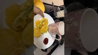 Aaloo green chilli pakoda with chai  evening snacks [upl. by Yorgo]