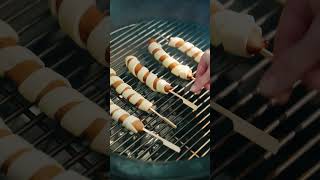 Worstenbroodje maken op de BBQ recept  shorts  Allerhande [upl. by Peterec]